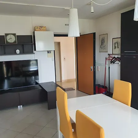 Tra Mare E Colline La Bellezza Delle Marche *